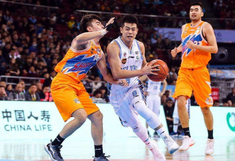 国际比赛日AC米兰调整名单以备CBA季后赛，绝杀压哨环节打磨，信心回归，球队文化再被提及的简单介绍