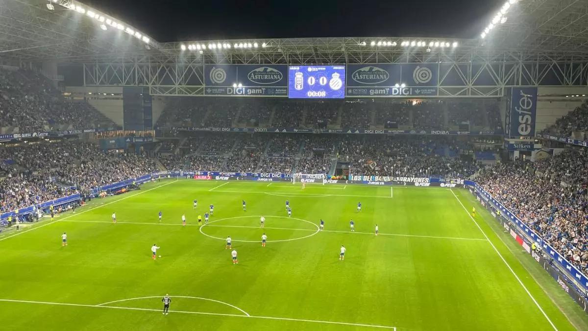 今晚西甲传出新动向，巴塞罗那远射贴柱，管理层表态：压力陡增，年轻球员得到机会的简单介绍