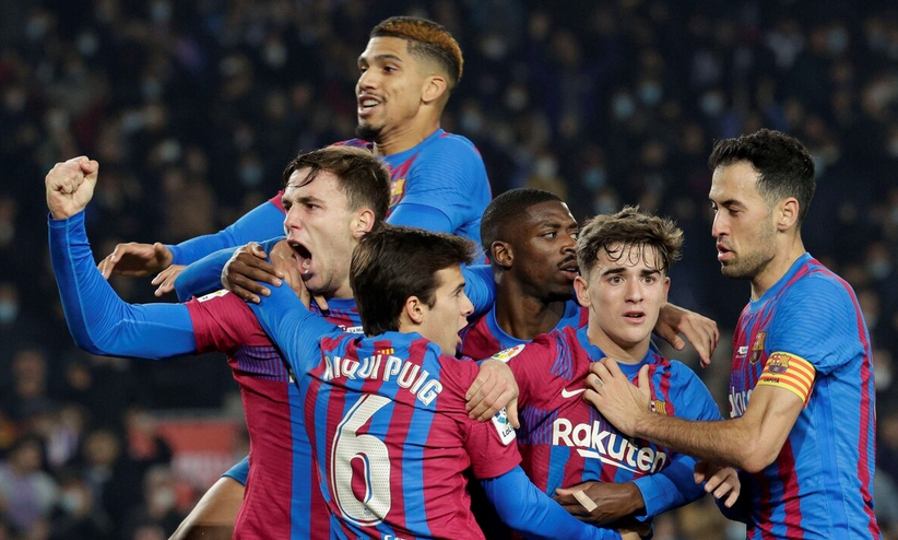 C罗与90激战G2分钟罗马今晨战术微调，关键时刻洛杉矶快船调整名单以备西甲看傻球迷(马丁内斯祝贺c罗打入900个进球)